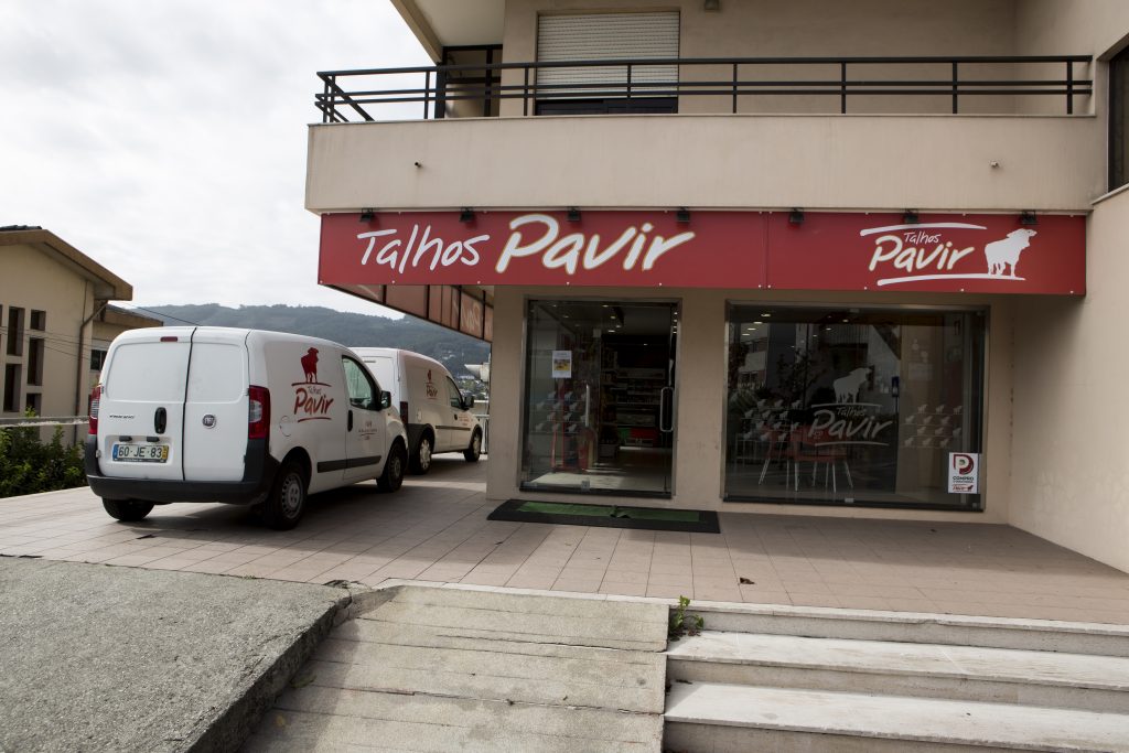 Talhos Pavir em Guimarães, Costa